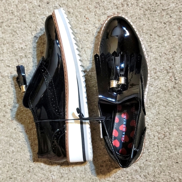 Zara Shoes - ‼️New Listing ‼️Zara Platforms Oxfords